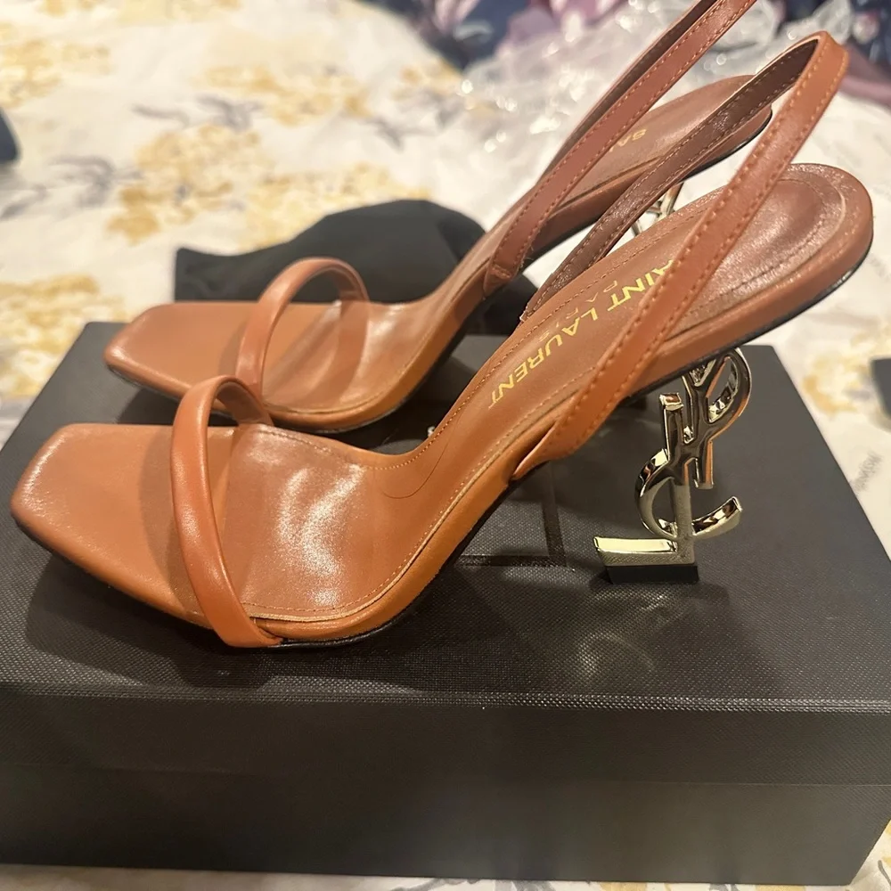 Saint Laurent Black Garment - Picture 4 of 7